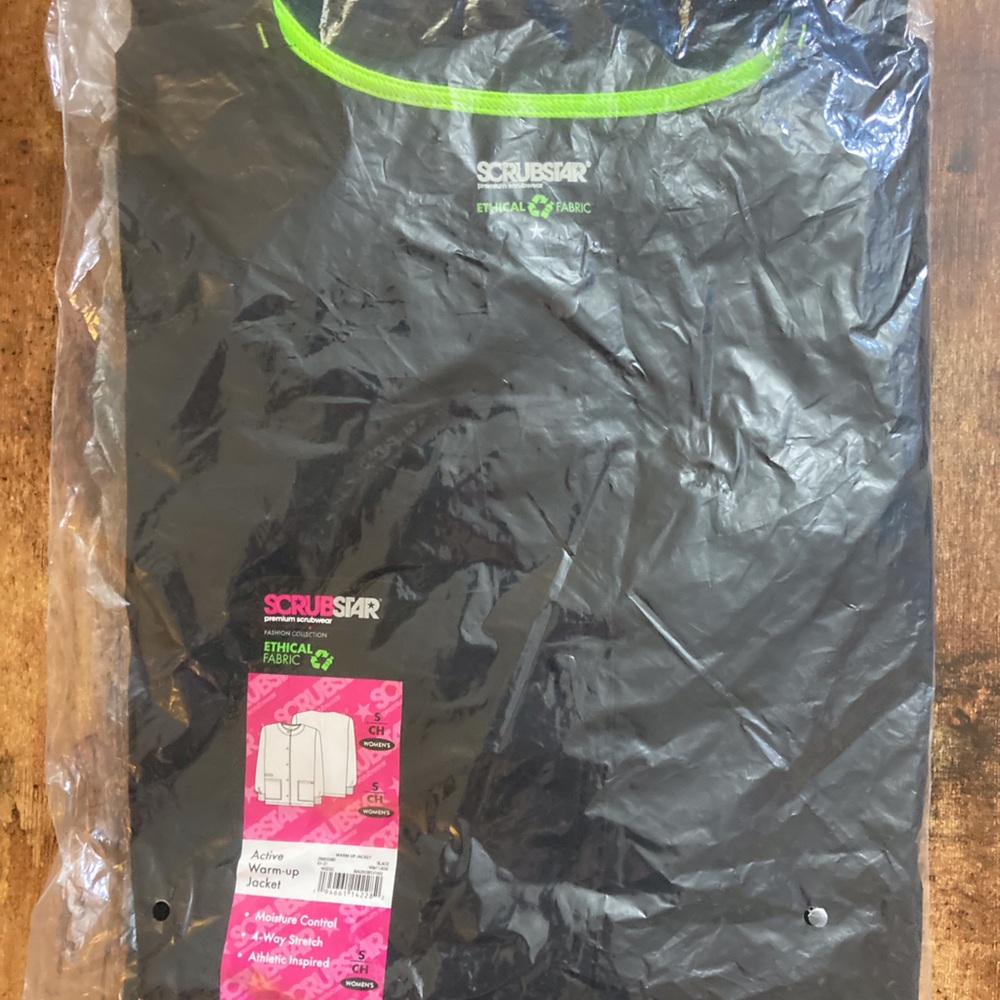 Black ScrubStar size small scrub jacket top Athletic material BNWT